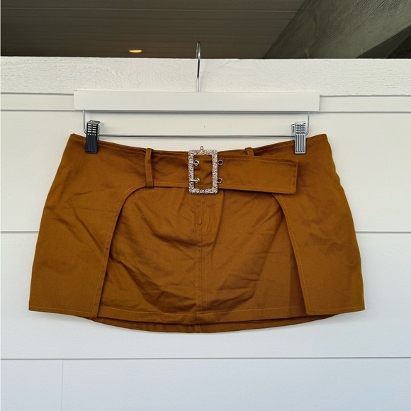 NWT Superdown Emmet Micro Mini Skirt in Brown - Picture 4 of 7